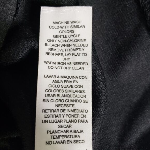 Chico's Womens Cardigan Sweater Size 1 Medium Black Reptile Print Full Zip - Picture 9 of 10